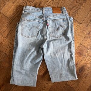 Levi's Classic Light Blue Straight Jeans